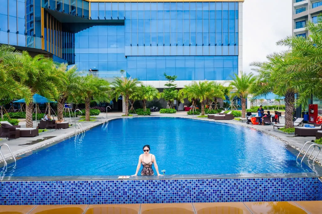 Khách sạn Mường Thanh Hạ Long Centre Hotel