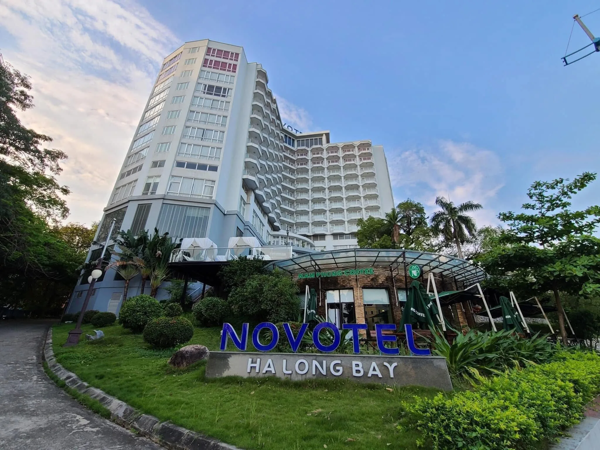 Novotel Hạ Long Bay Hotel