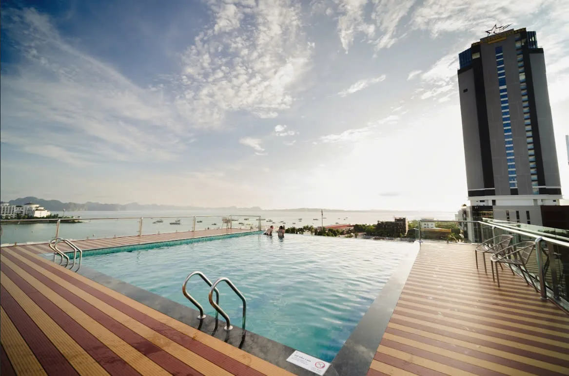 Danitel Hạ Long Hotel